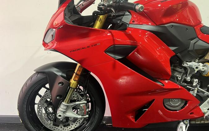 2026 Ducati Panigale V2 S Ducati Red