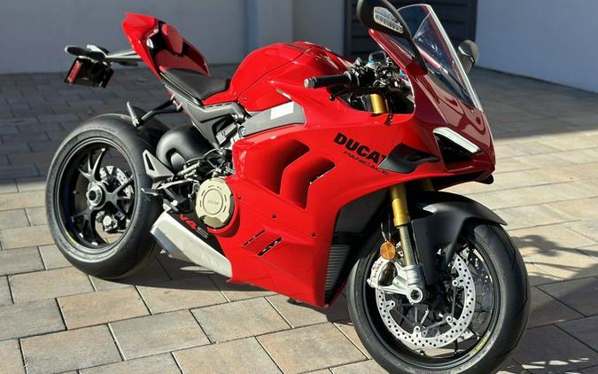 2024 Ducati Panigale V4 S Red