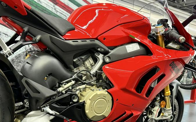 2024 Ducati Panigale V4 S Red