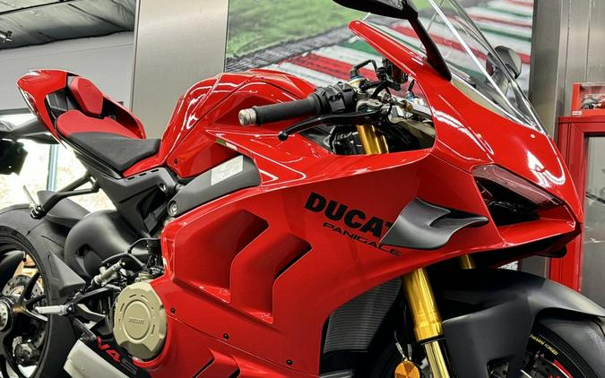 2024 Ducati Panigale V4 S Red