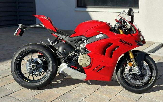 2024 Ducati Panigale V4 S Red