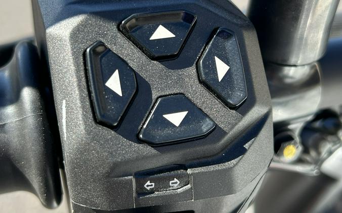 2026 Aprilia Tuono 457