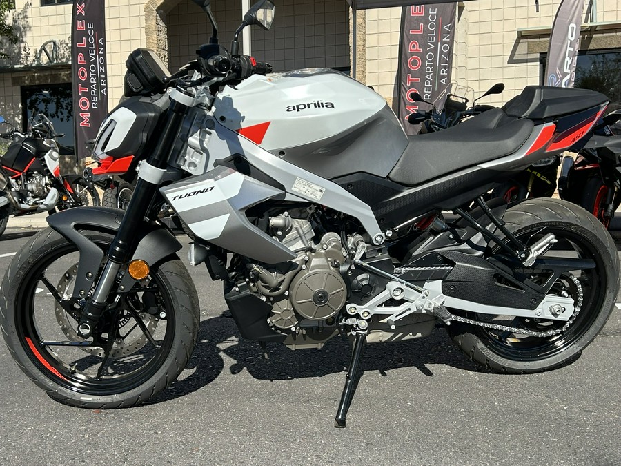 2026 Aprilia Tuono 457
