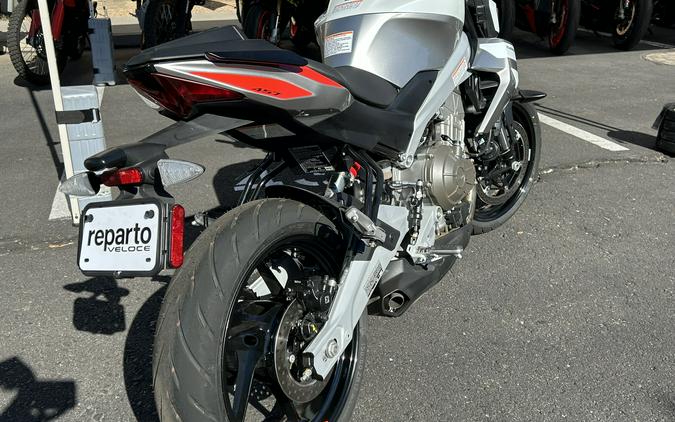 2026 Aprilia Tuono 457