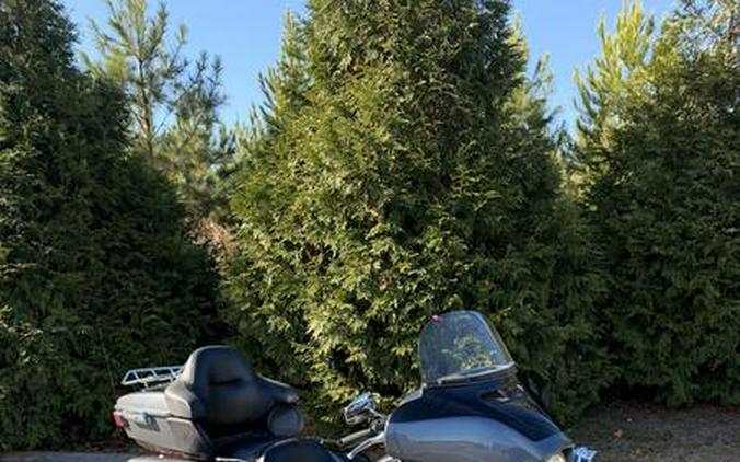 2022 Harley-Davidson® FLHTCUTG - Tri Glide® Ultra