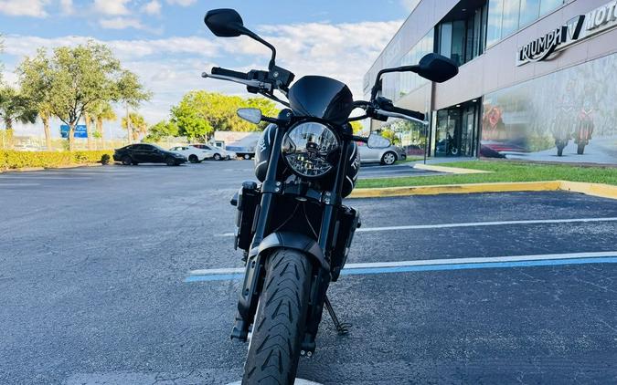 2022 Triumph Trident 660 Matt Jet Black and Silver Ice