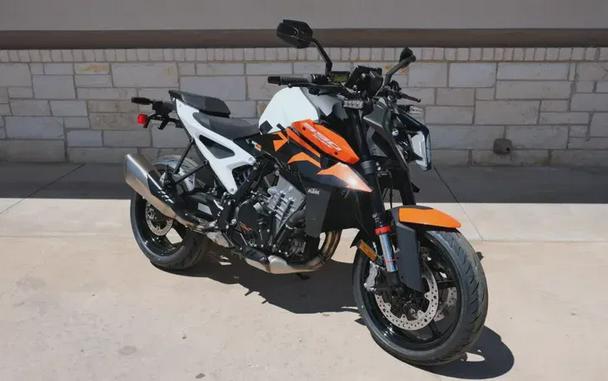 2027 KTM 990 DUKE
