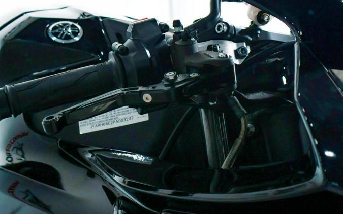 2023 Yamaha YZF-R1