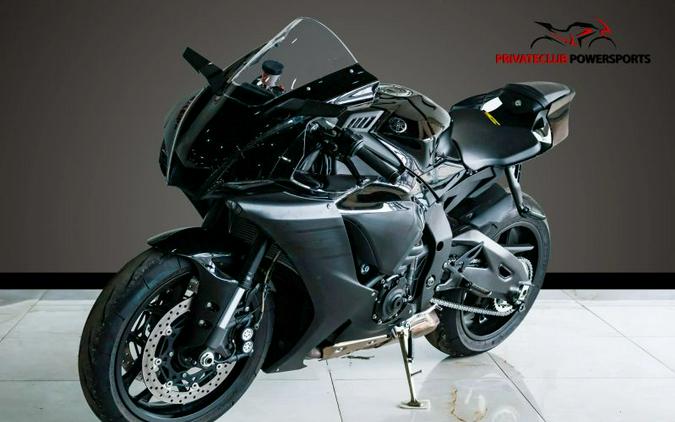 2023 Yamaha YZF-R1
