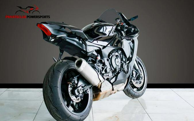 2023 Yamaha YZF-R1