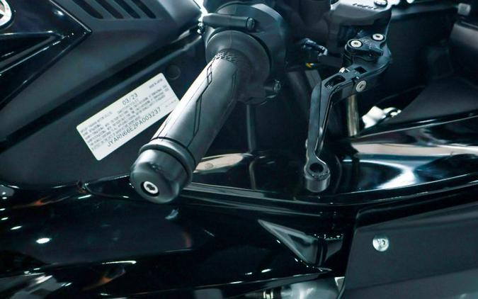 2023 Yamaha YZF-R1
