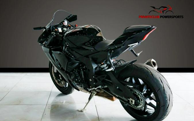 2023 Yamaha YZF-R1