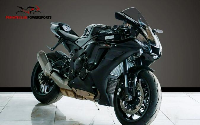 2023 Yamaha YZF-R1
