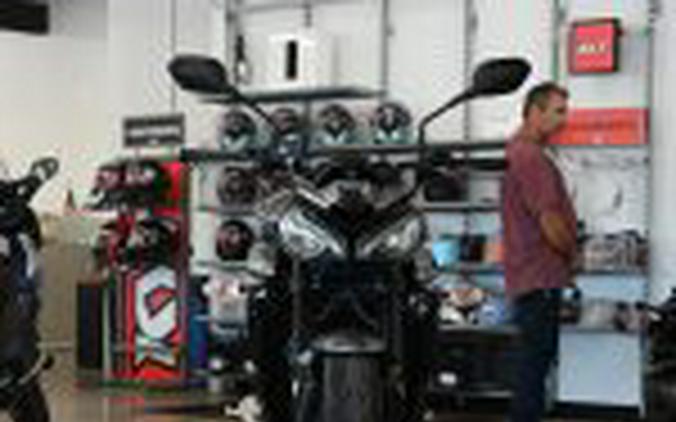 2024 Triumph Street Triple R
