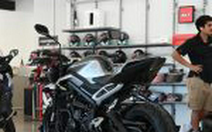 2024 Triumph Street Triple R