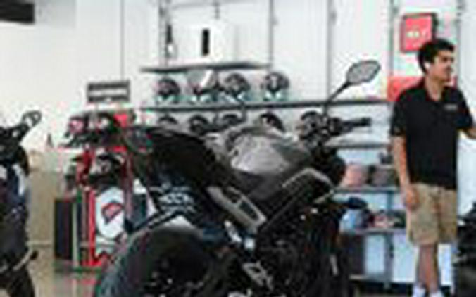 2024 Triumph Street Triple R