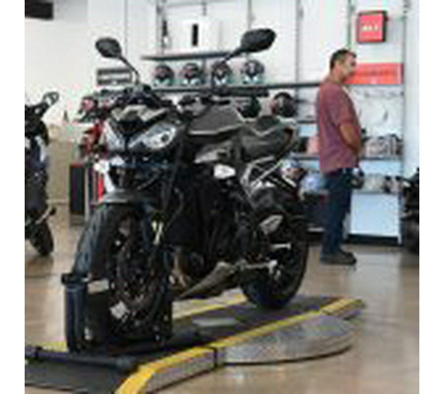 2024 Triumph Street Triple R