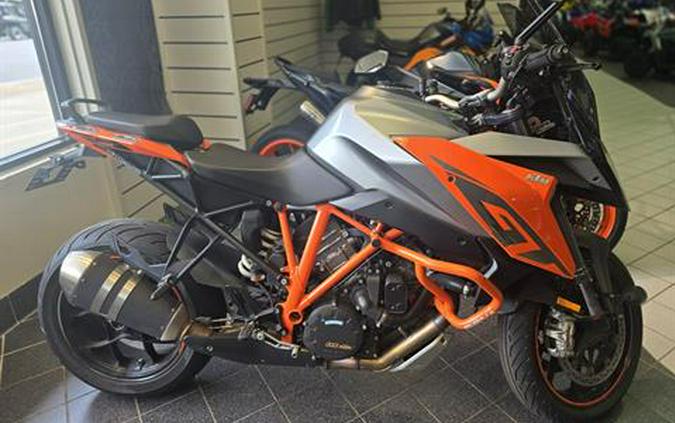 2016 KTM 1290 Super Duke R