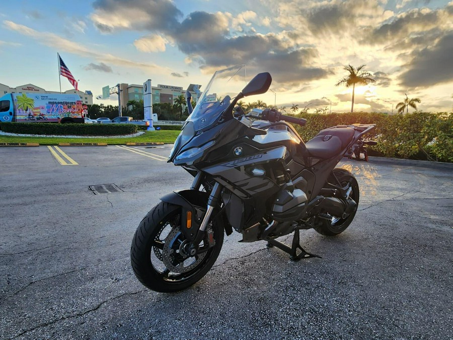2026 BMW R 1300 RS
