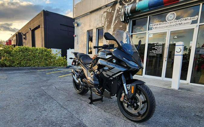 New 2026 BMW R 1300 RS