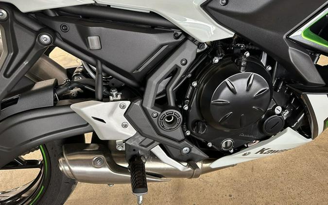 2022 Kawasaki Ninja 650 ABS KRT Edition