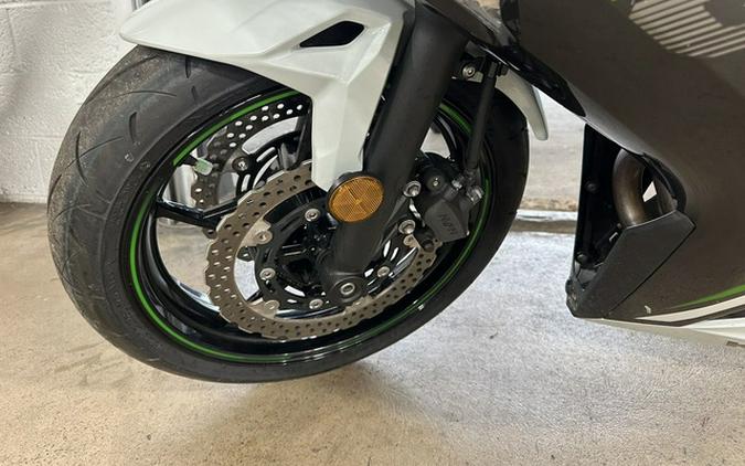 2022 Kawasaki Ninja 650 ABS KRT Edition
