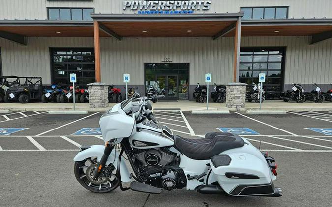 2024 Indian Chieftain Dark Horse W/Powerband Audio Pkg Ghost White Metallic Smoke Wit