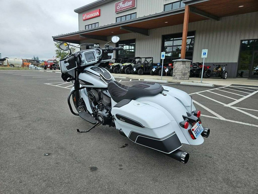 2024 Indian Chieftain Dark Horse W/Powerband Audio Pkg Ghost White Metallic Smoke Wit