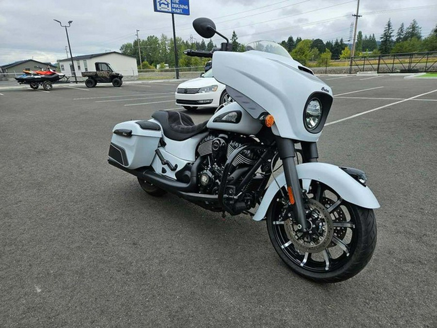 2024 Indian Chieftain Dark Horse W/Powerband Audio Pkg Ghost White Metallic Smoke Wit