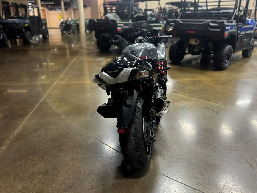 2022 Kawasaki Ninja® ZX™-14R ABS