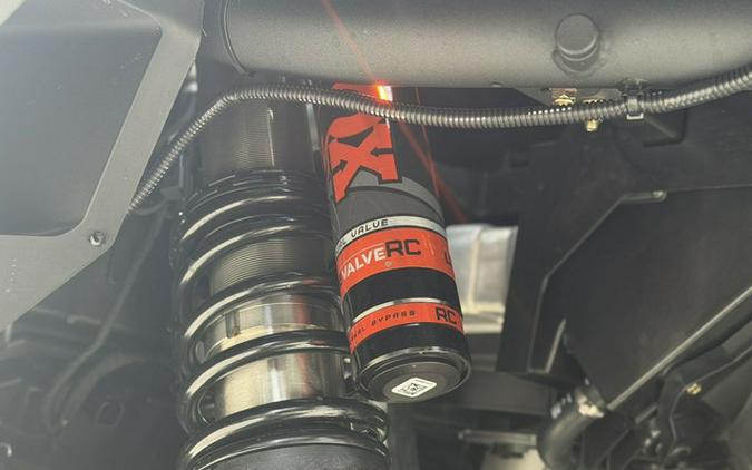 2027 Can-Am Maverick R MAX X Rc With Smart-Shox
