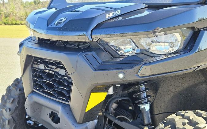 2025 Can-Am Defender MAX DPS HD9