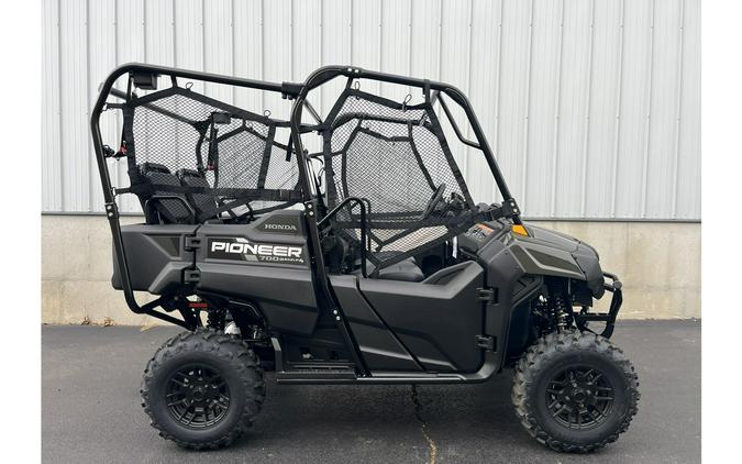 2026 Honda Pioneer 700-4 Deluxe