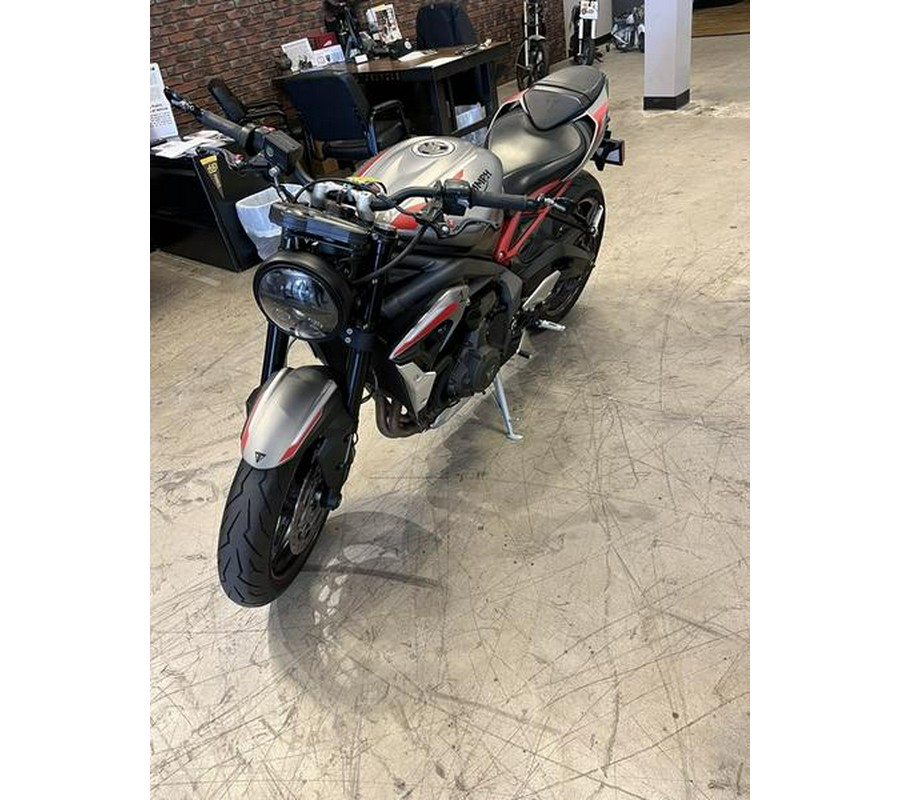 2021 Triumph Street Triple R Low Matte Silver Ice