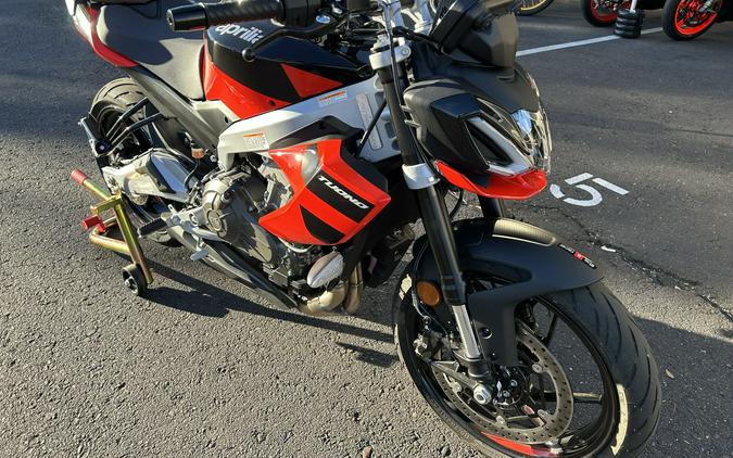 2026 Aprilia Tuono 457