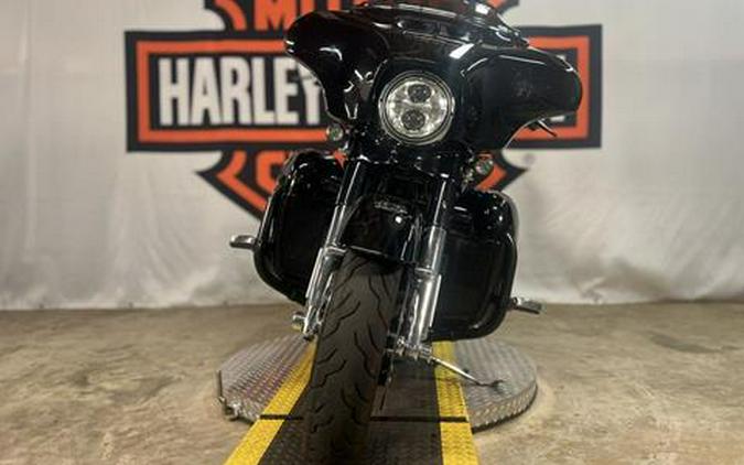 2016 Harley-Davidson CVO™ Street Glide®