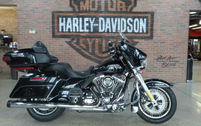 2015 Harley-Davidson® Electra Glide® Ultra Classic™ FLHTCU