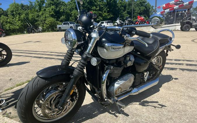 2022 TRIUMPH TRIUMPH