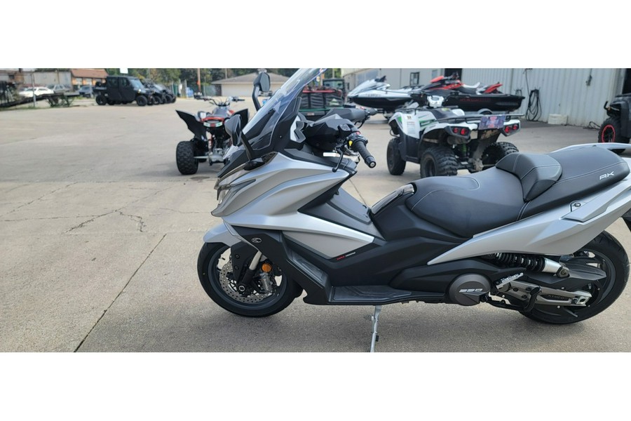 2023 KYMCO AK 550i ABS