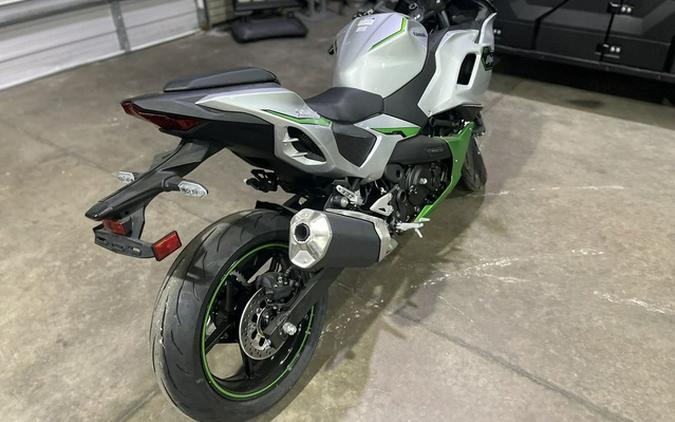 2024 Kawasaki Ninja 7 Hybrid ABS
