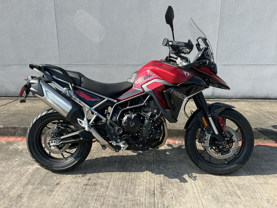 2024 Triumph Tiger 900 GT Carnival Red / Sapphire Black