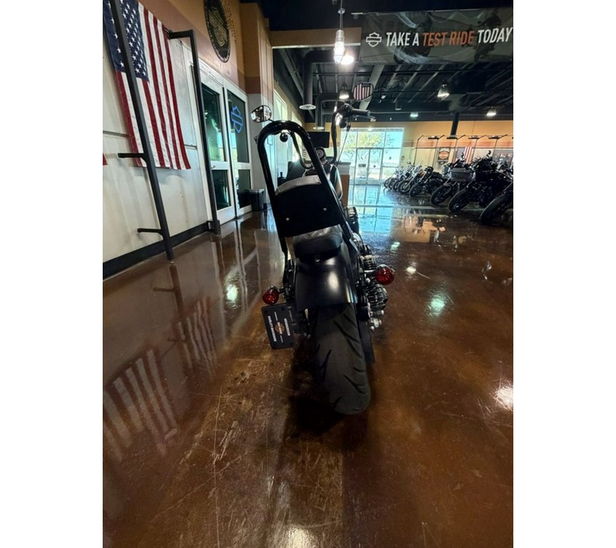 2022 Harley-Davidson Sportster® Iron 883™