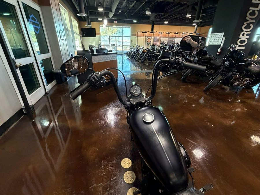 2022 Harley-Davidson Sportster® Iron 883™