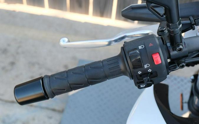 New 2026 KAWASAKI Z500 SE ABS