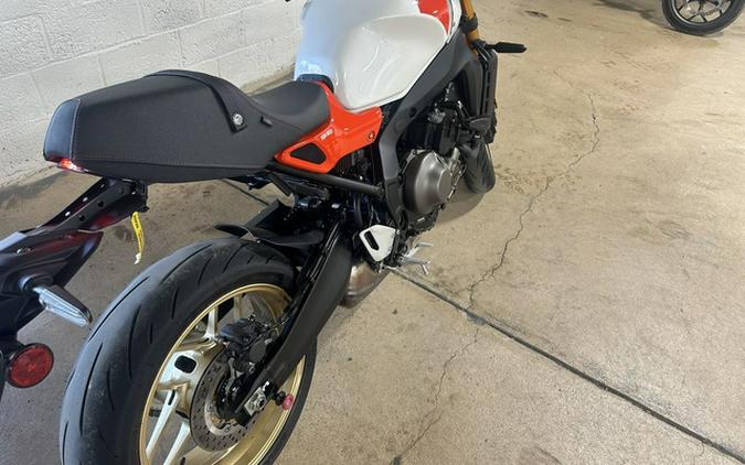 2024 Yamaha XSR 900
