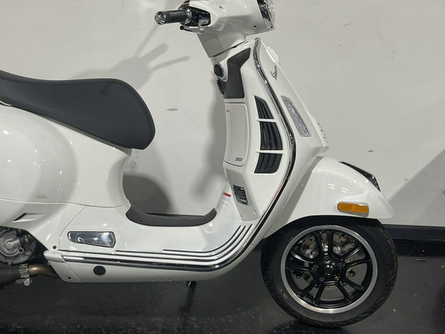 2027 Vespa GTS 310 Super 310