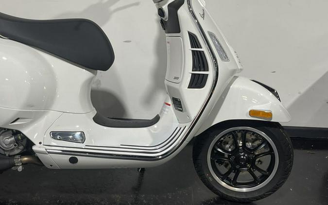 2027 Vespa GTS 310 Super 310