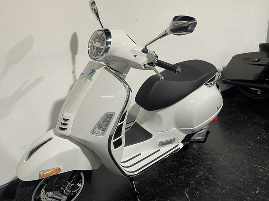 2027 Vespa GTS 310 Super 310