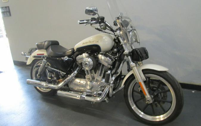 2013 Harley-Davidson® XL883L - Sportster® SuperLow®