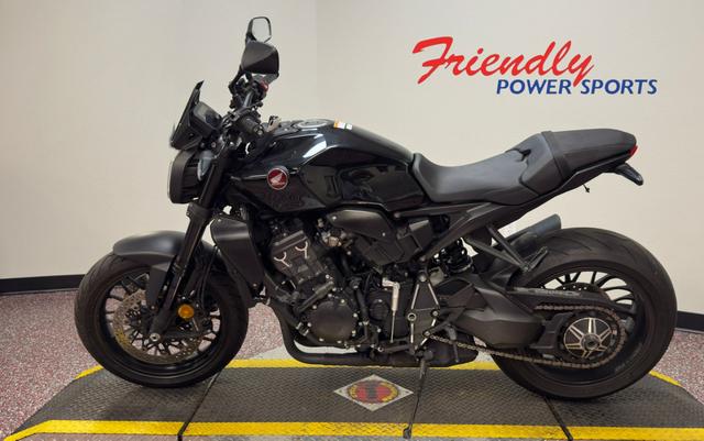 2022 HONDA CB1000R ABS
